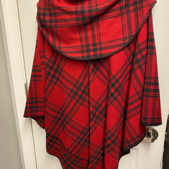 Eddie Bauer Shawl-Collared Wrap/Cape - Picture 4 of 9